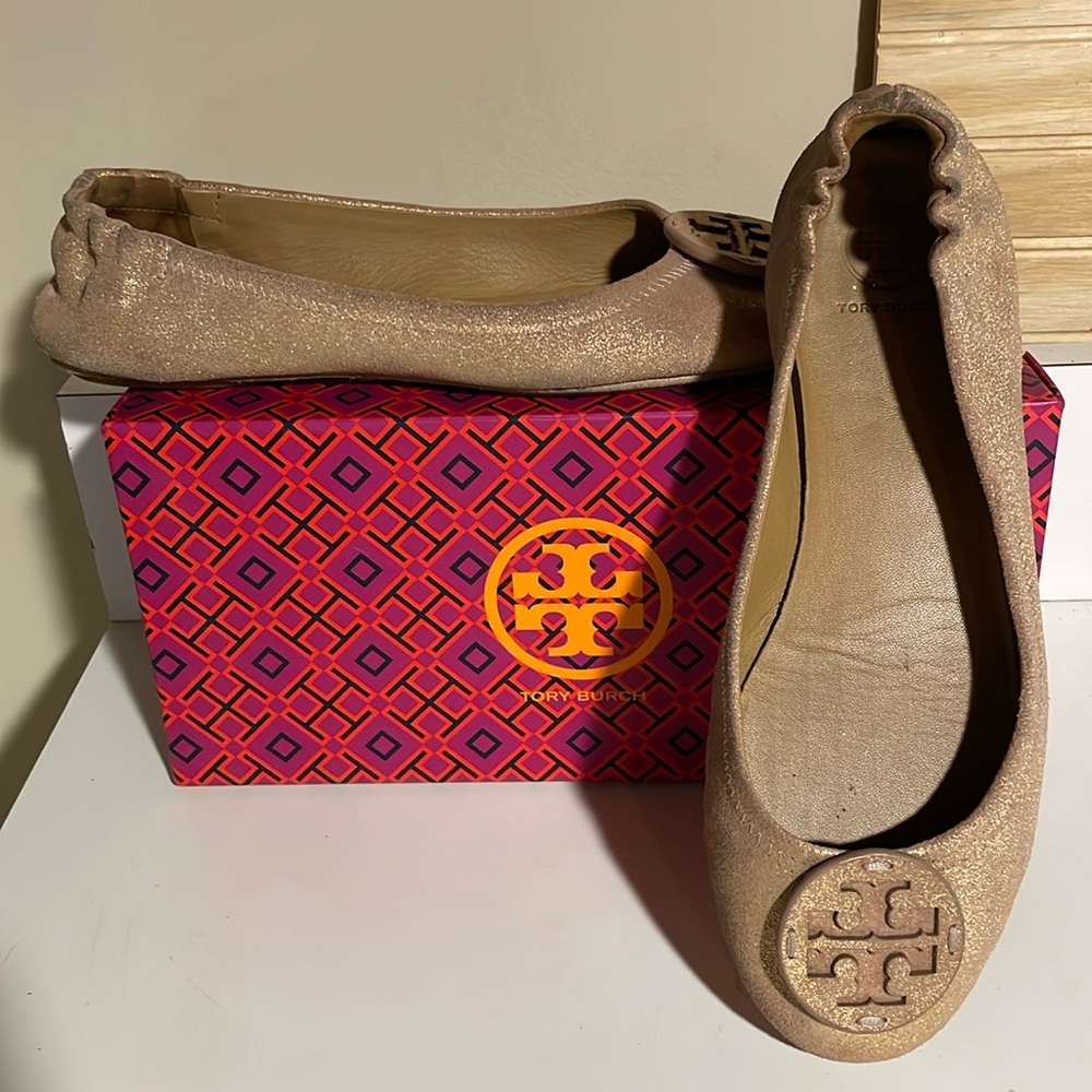 Tory Burch Minnie Travel Ballet w/ Logo - Metallic Seashell Pink - Sz 8